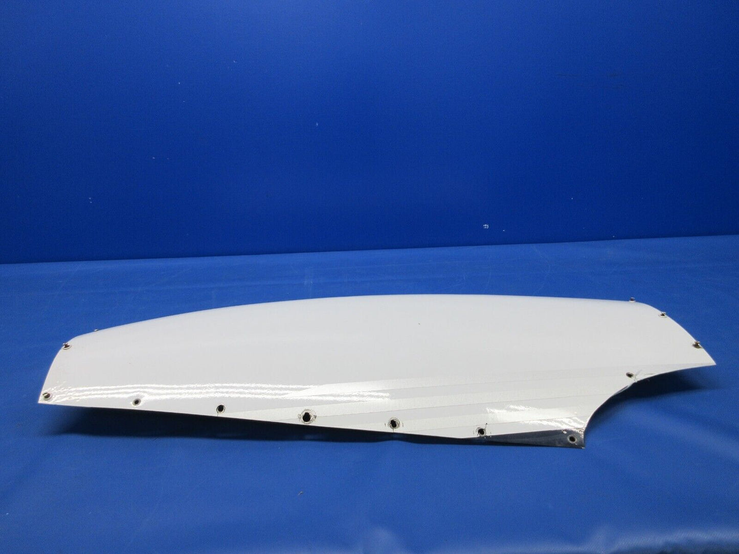 Damaged Piper PA-23-250 Aztec Engine Cowl Assy RH INBD P/N 16509-01 (0624-764)