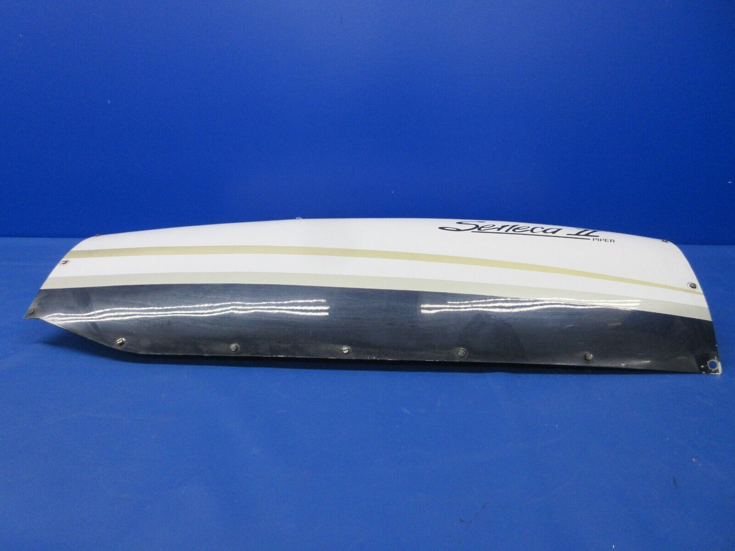 Piper PA-34-200T Seneca II Cowl Side Panel RH P/N 78726-11 (0524-1947)