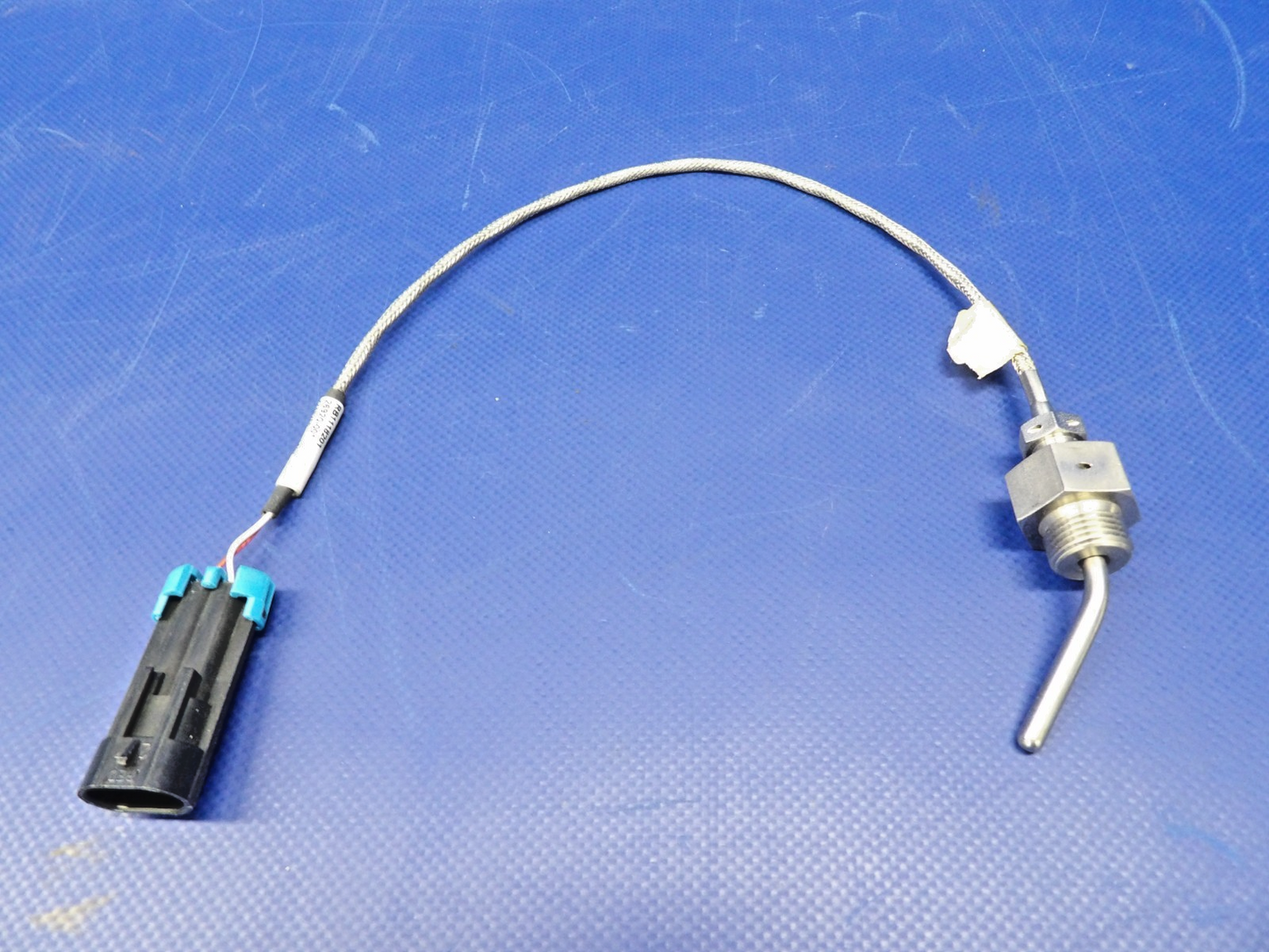 Cirrus SR20 Oil Temperature Sensor P/N 26920-001 NOS (0426-1355)0