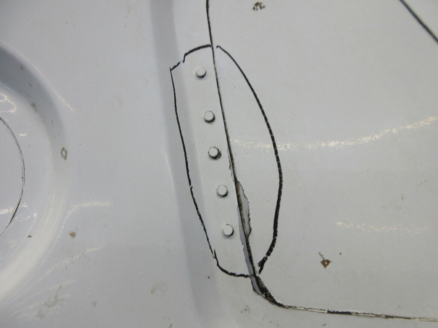 Cessna 310 / 310R LH INBD Main Gear Door P/N 0826002-200 (1024-2121)