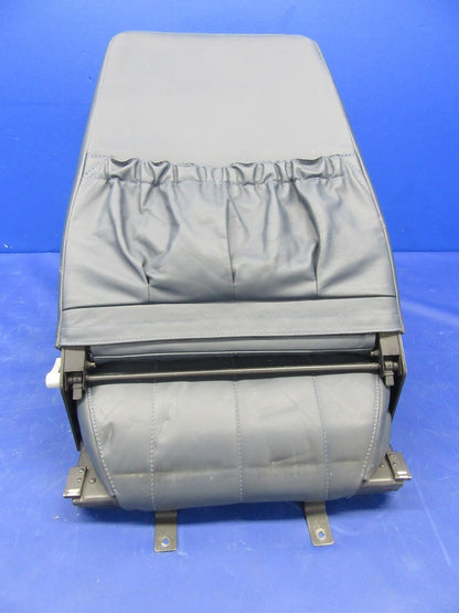 Beech 76 Duchess LH Rear Seat P/N 169-534045-113 (0326-53)4