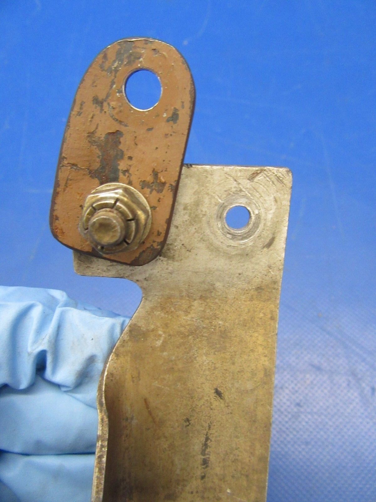 Beech Baron 95-B55 Continental Bracket Exhaust (1118-271)