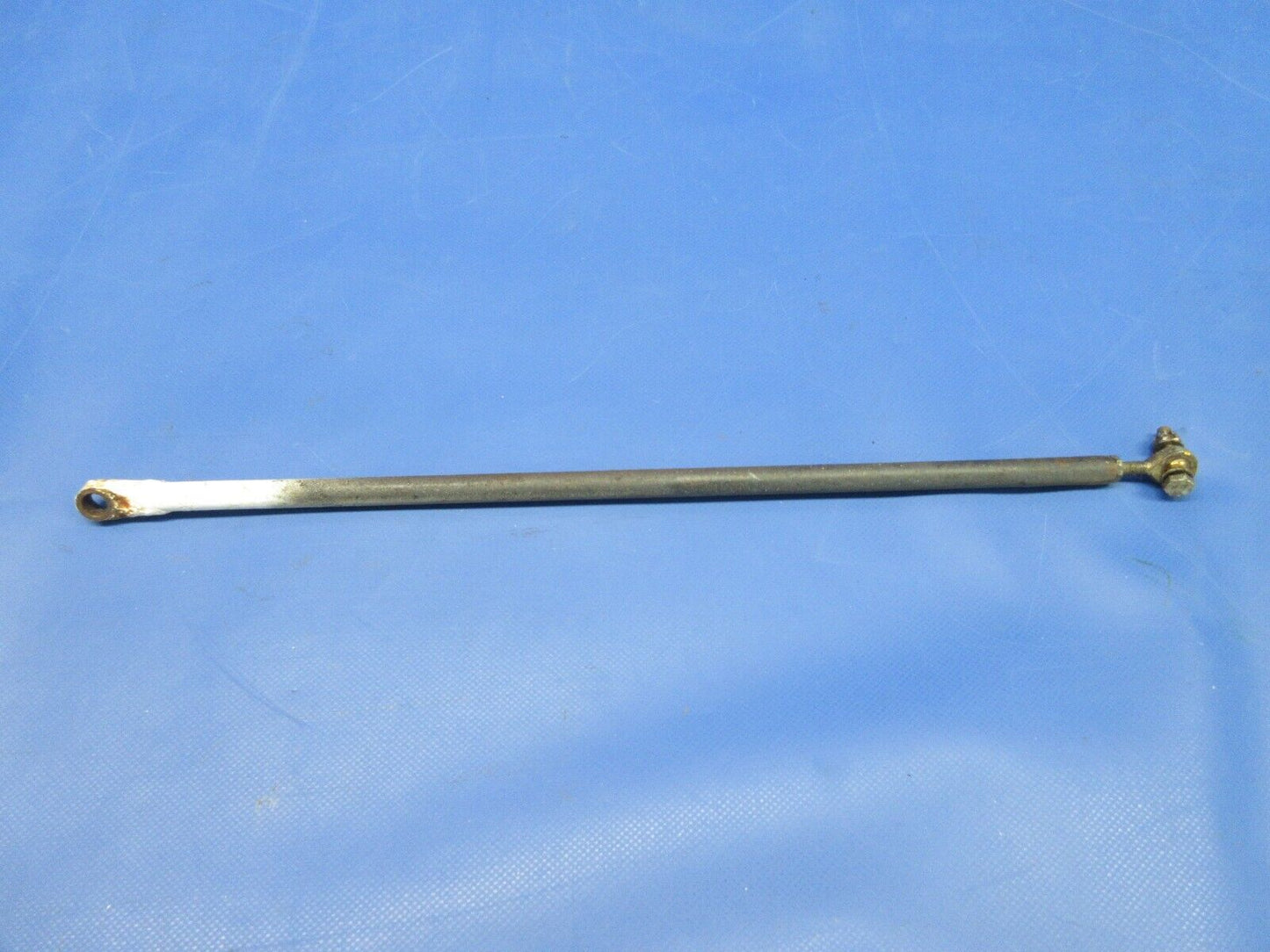 Piper PA-23-250 Aztec Stabilator Tab Actuator Arm Assy P/N 16638-00 (0624-855)