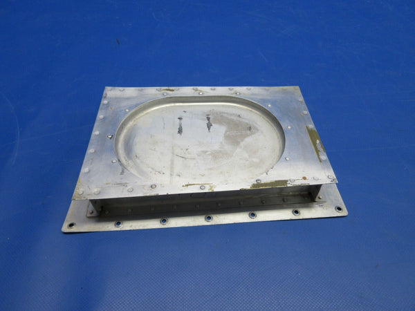 Beech 95 / D95A Travel Air Wing Fuel Tank Door Assy RH 95-110024-2 (0524-1132)