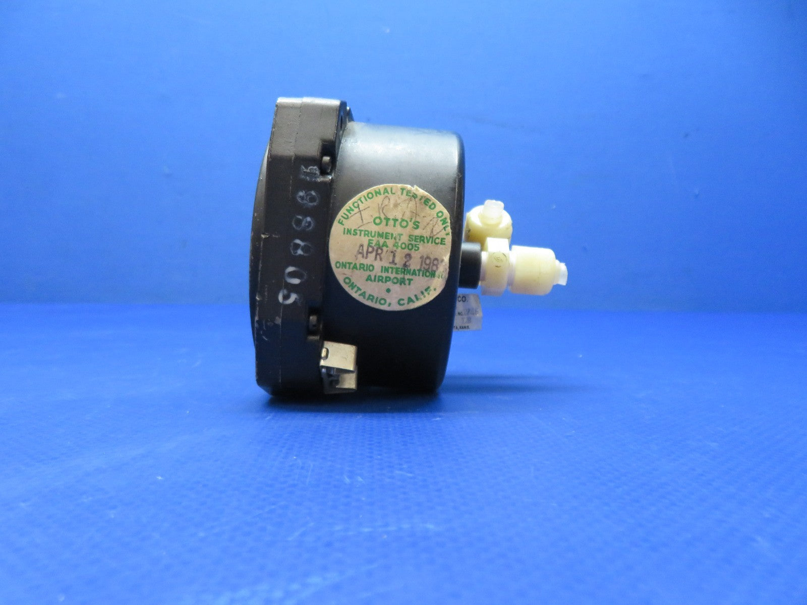 Cessna 421 Airspeed Indicator P/N CM3301-5, 402-5 CORE (0326-207)3