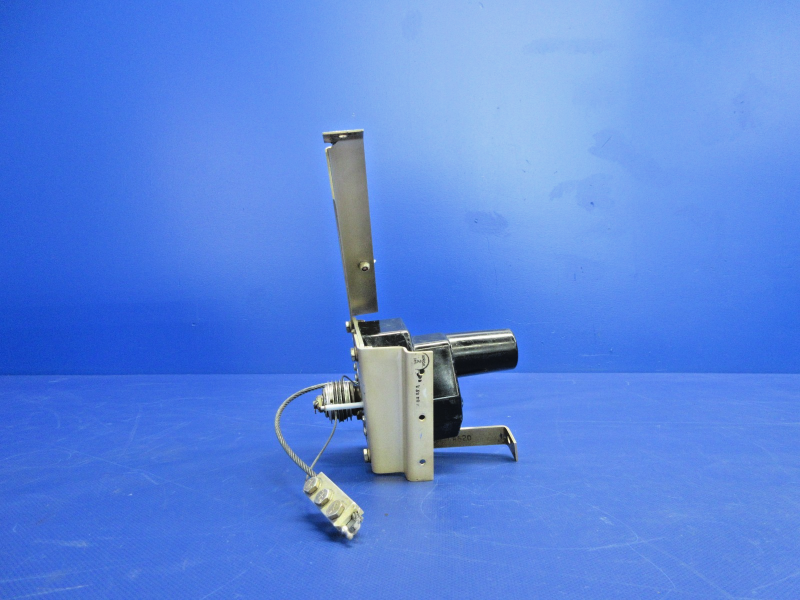 Beech D95A Travel Air Edo-Aire 1C465-1-303R Mitchell Roll Servo (0326-921)4