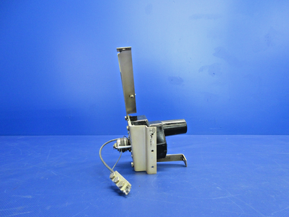 Beech D95A Travel Air Edo-Aire 1C465-1-303R Mitchell Roll Servo (0326-921)4