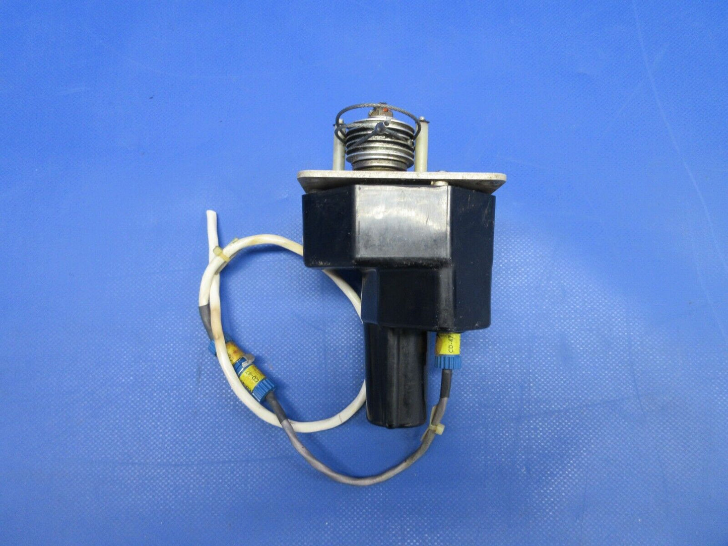 Piper PA-28-181 Archer Edo-Aire Mitchell Roll Servo P/N 1C363-1-430R (0524-1046)