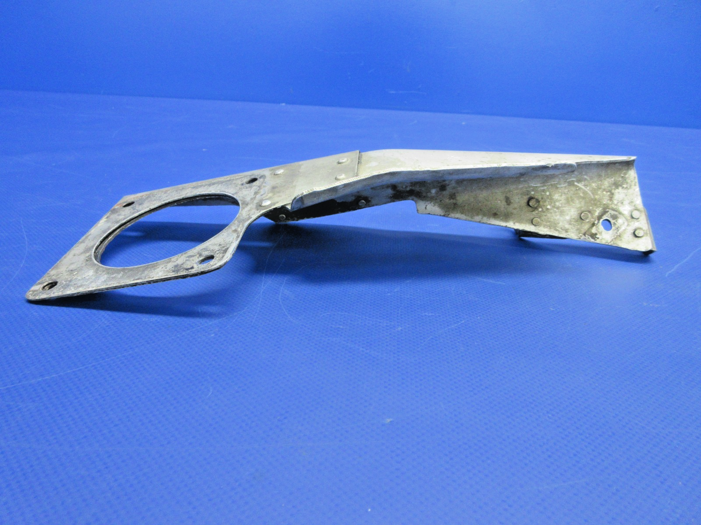 Cessna 310 / 310I Engine Control Bracket P/N 0850449-4 (0326-936)6