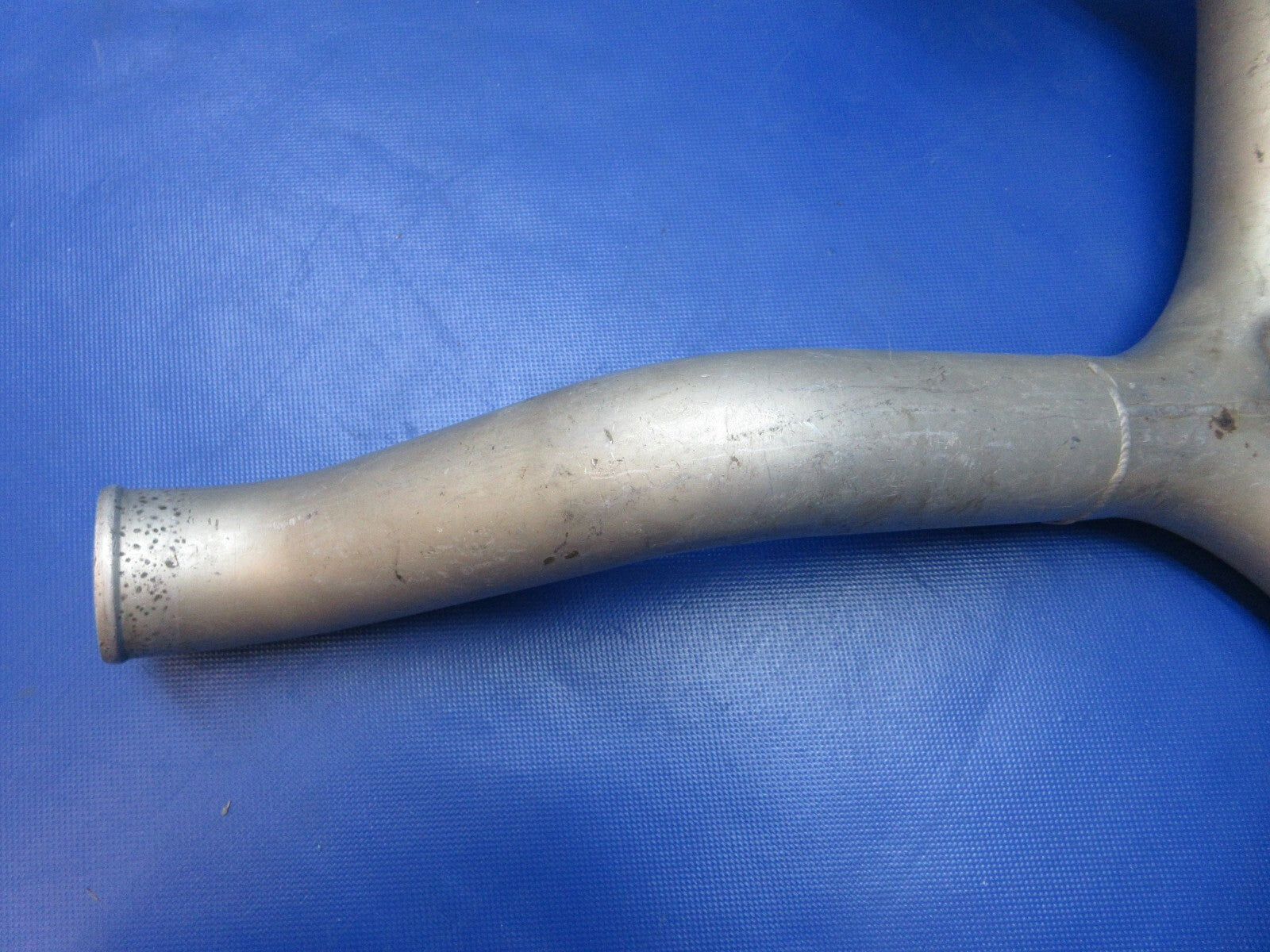 Continental Manifold Riser / Balance Tube P/N 628383 (0124-1496)8
