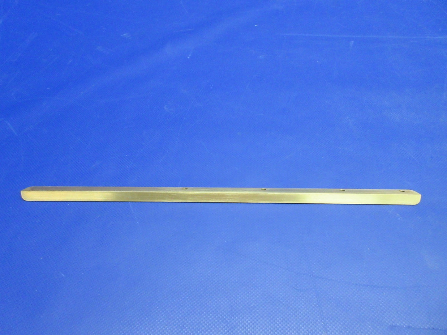 Cirrus Crew Seat Tray Retainer P/N 14335-004 NOS (0326-705)2