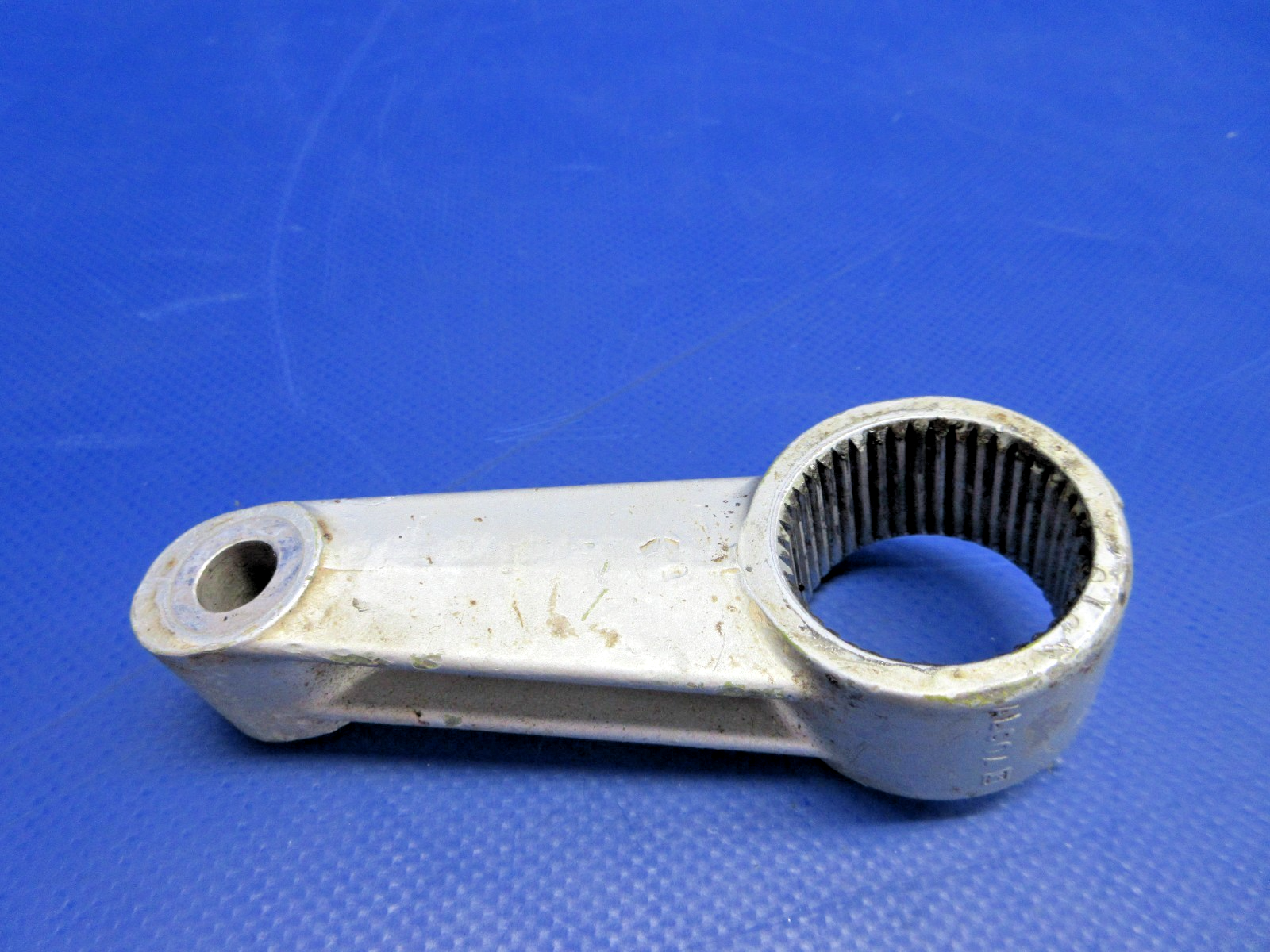Beech F35 Bonanza Landing Gear Actuator Retract Arm P/N 35-825172-2 (0726-760)3