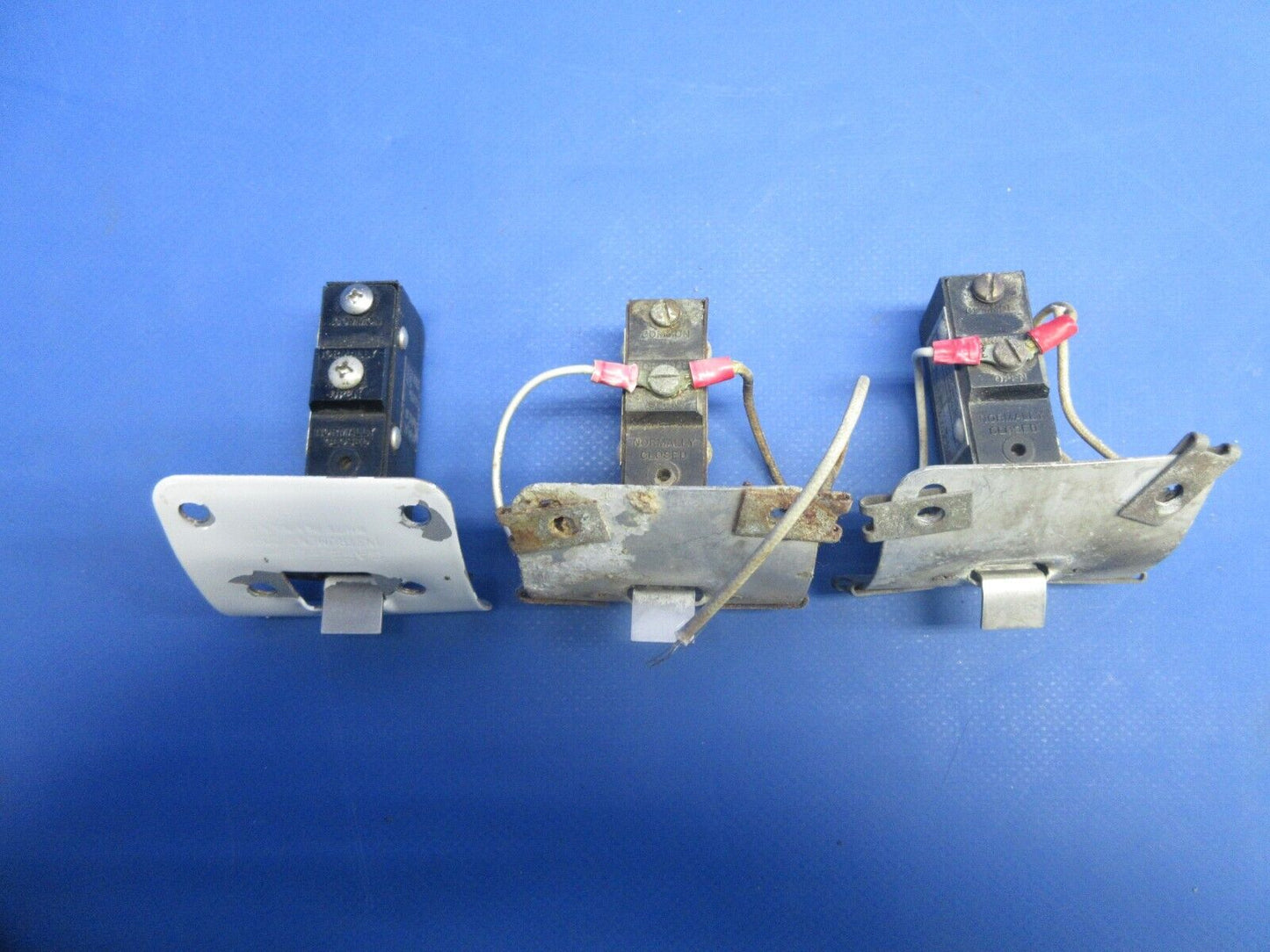 =Safe Flight Lift Detectors P/N 151-4 LOT OF 3 FOR PARTS (1124-735)