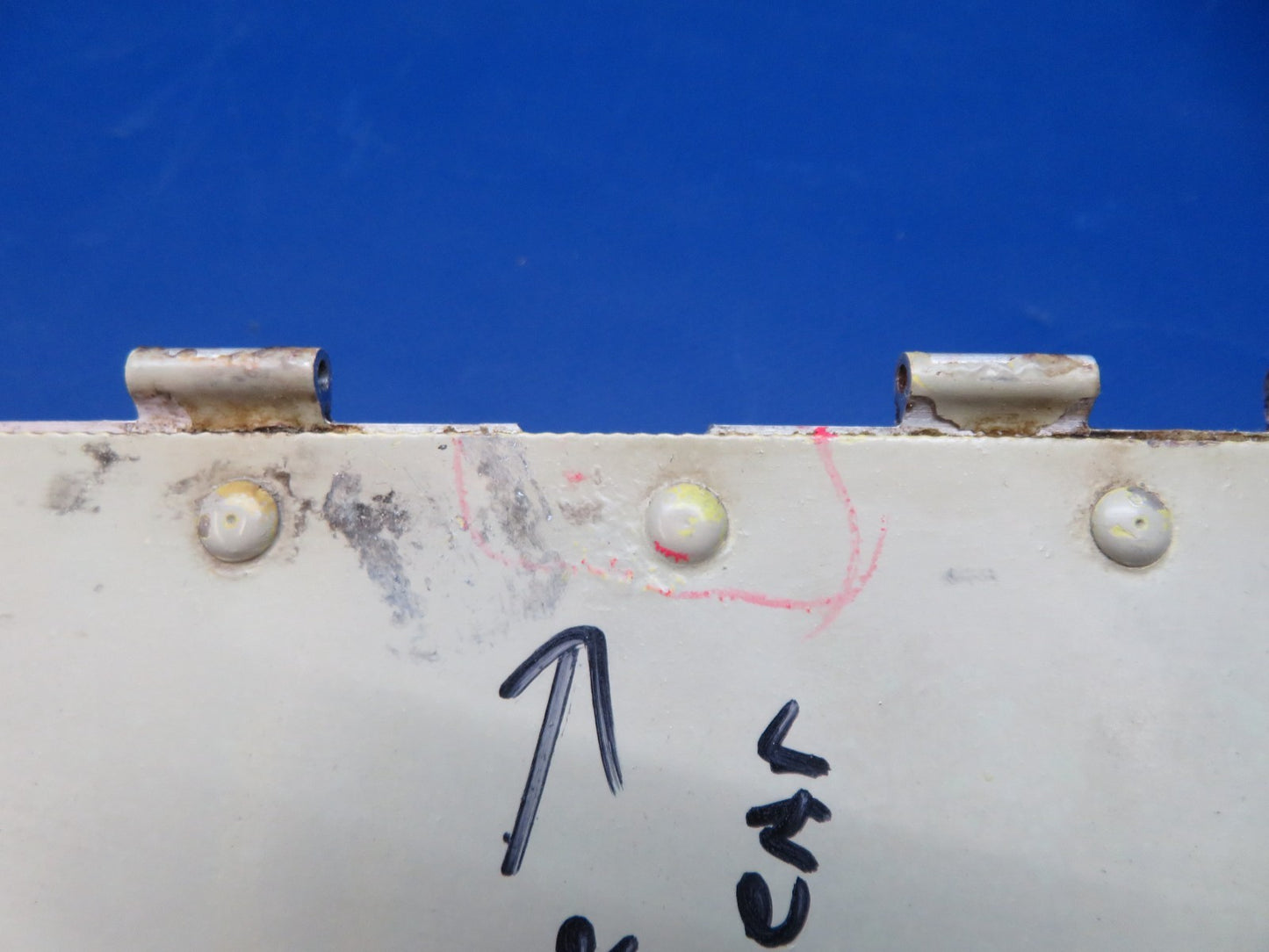 Beech 76 Duchess LH Nose Gear Door P/N 105-410000-81 (0326-118)14