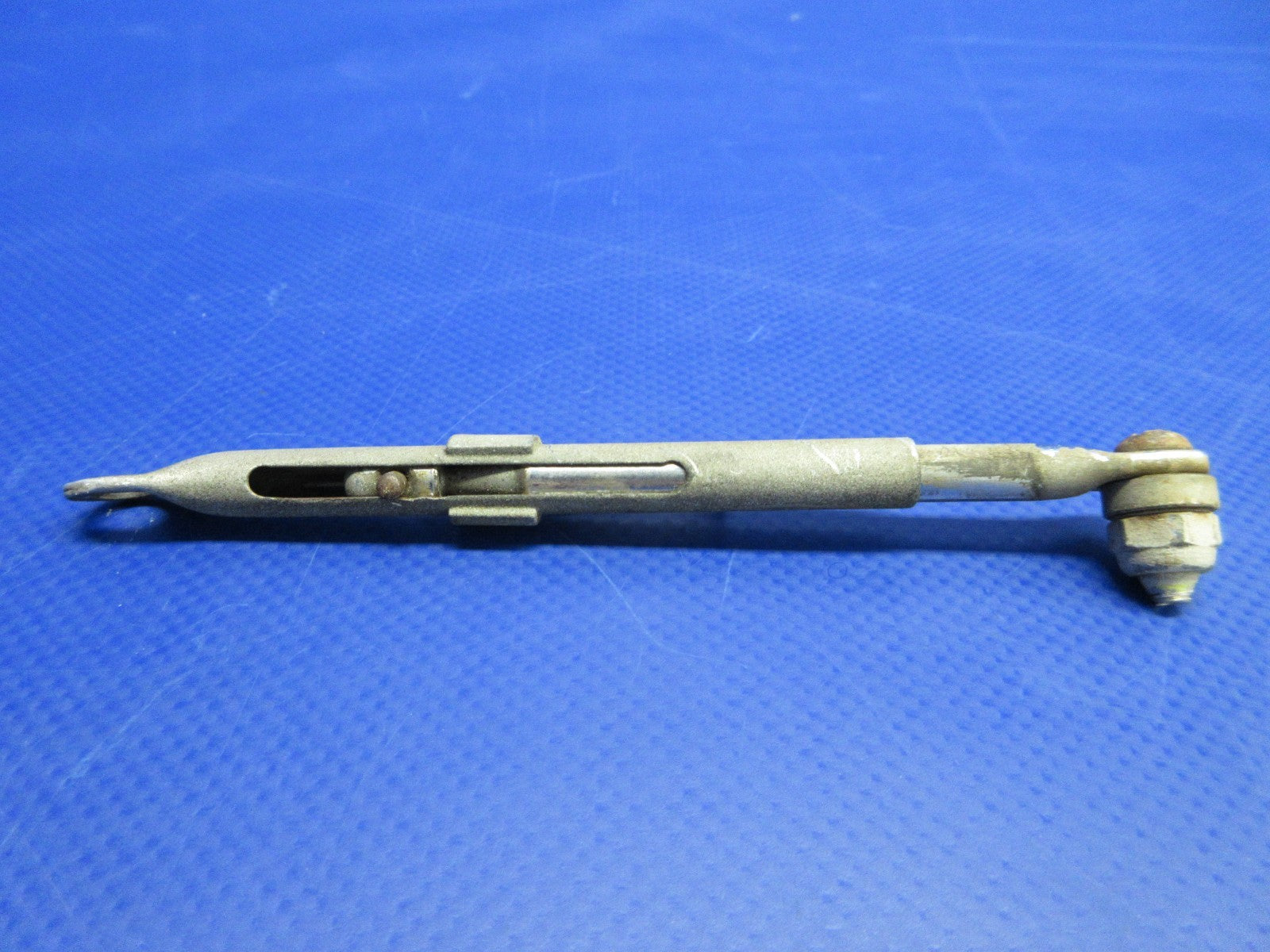 Beech 95 /  D95A Travel Air Storm Window Stop Rod P/N 35-410324 (0326-826)10