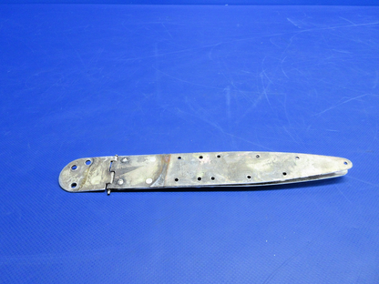 Cessna 172 / 172RG RH Cabin Door Upper Hinge P/N 0511280-2 (0926-874)2