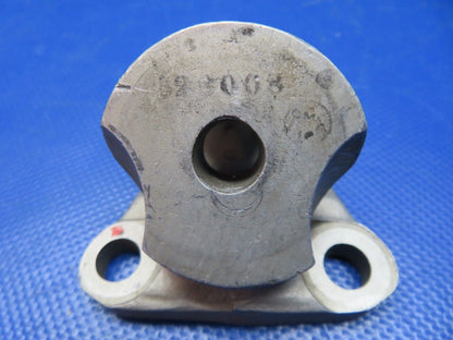 Continental 470 Series Engine Mount P/N 539914 LOT OF 4 (0524-107)