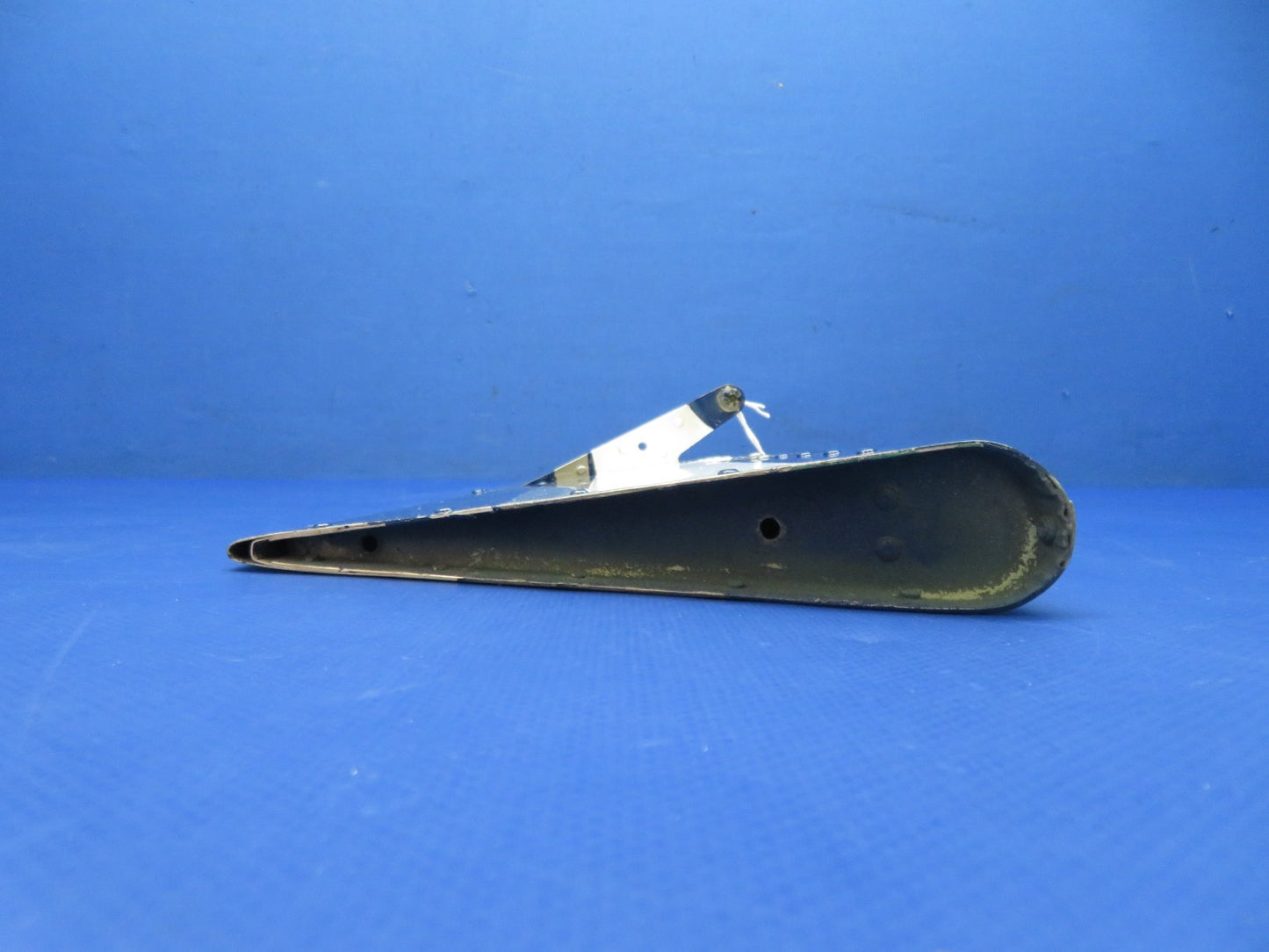 Piper PA-31 / PA-31T1 Cheyenne Rudder Tab P/N 51099-00 (0326-119)7