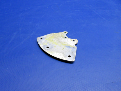 Piper PA-28-235 Cherokee RH Wheel Fairing Bracket P/N 63370-04 (0926-895)0
