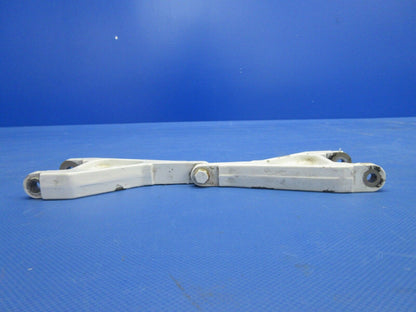 Piper PA-23-250 Aztec Nose Gear Torque Link Assy P/N 31805-06 (0624-782)