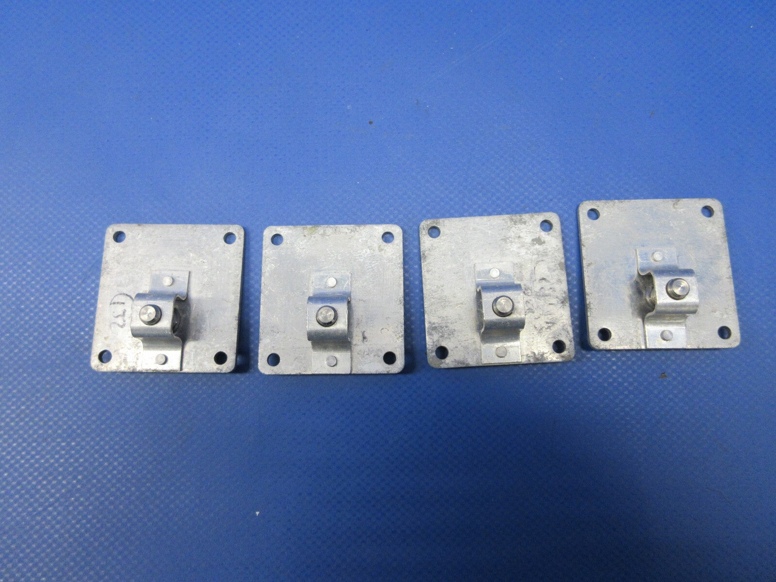Piper PA-34-200T Rear Seat Attachment Plate Set 68094-03 LOT (0524-1244)4