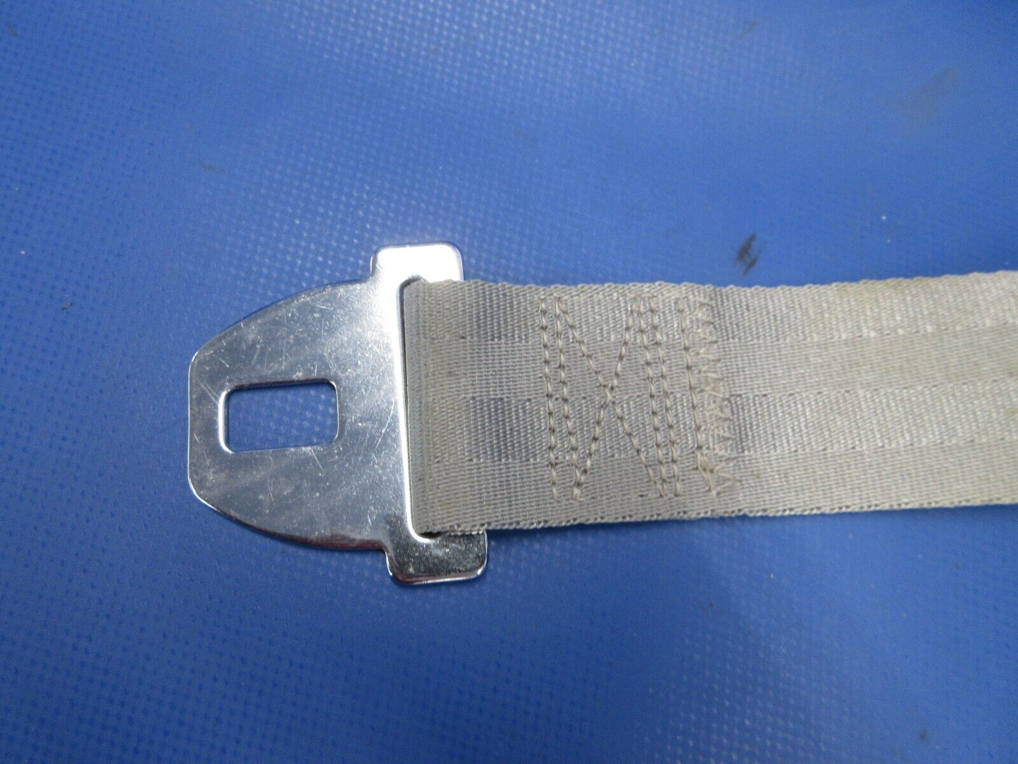 Piper PA-23-250 Aztec Center Seat Assy RH P/N 16481-03 (0624-1353)