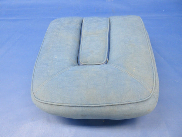 Cessna 210 Upholstered Seat Bottom Assy RH P/N 1214037-202 PARTS (0624-1443)