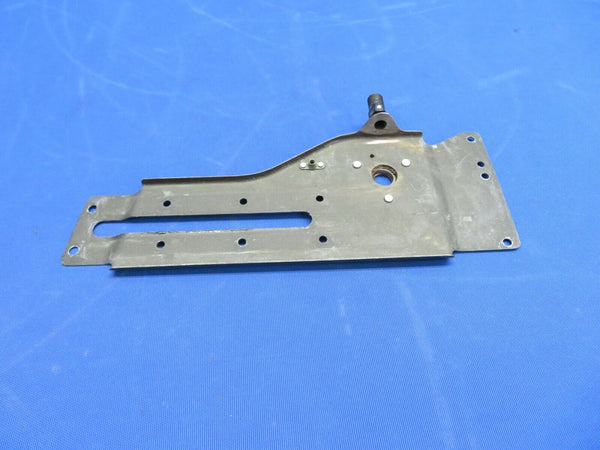 Cessna P210N / 210 Mounting Plate Assy Cabin Door P/N 2117117-1 (1020-147)