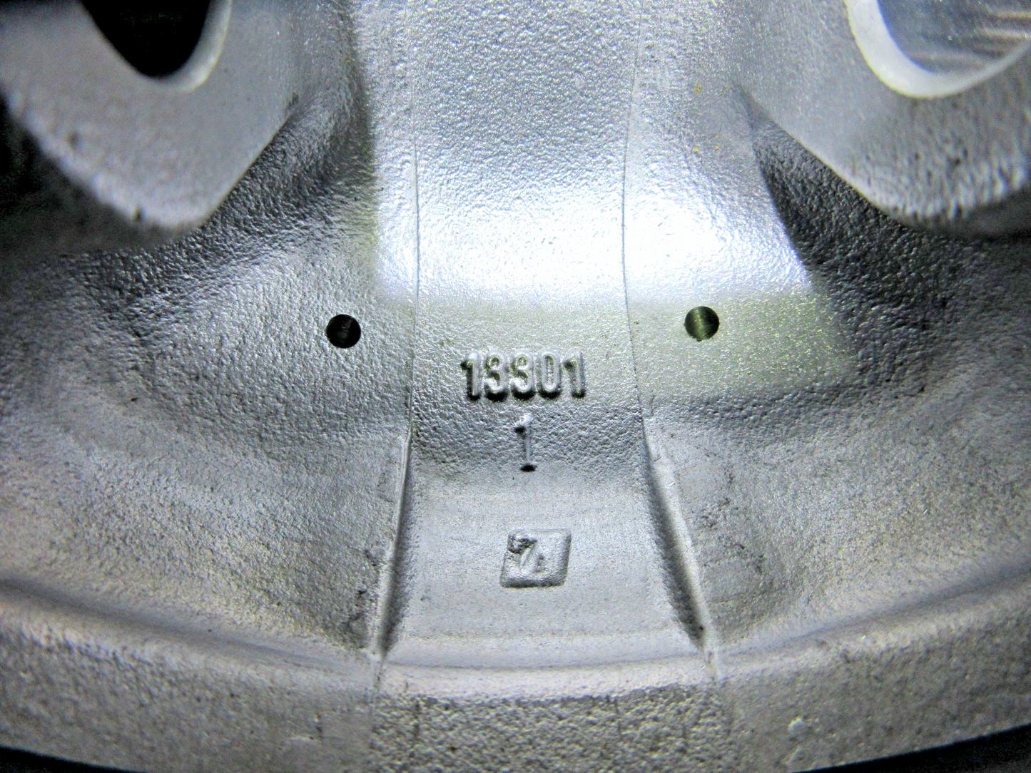 47031354