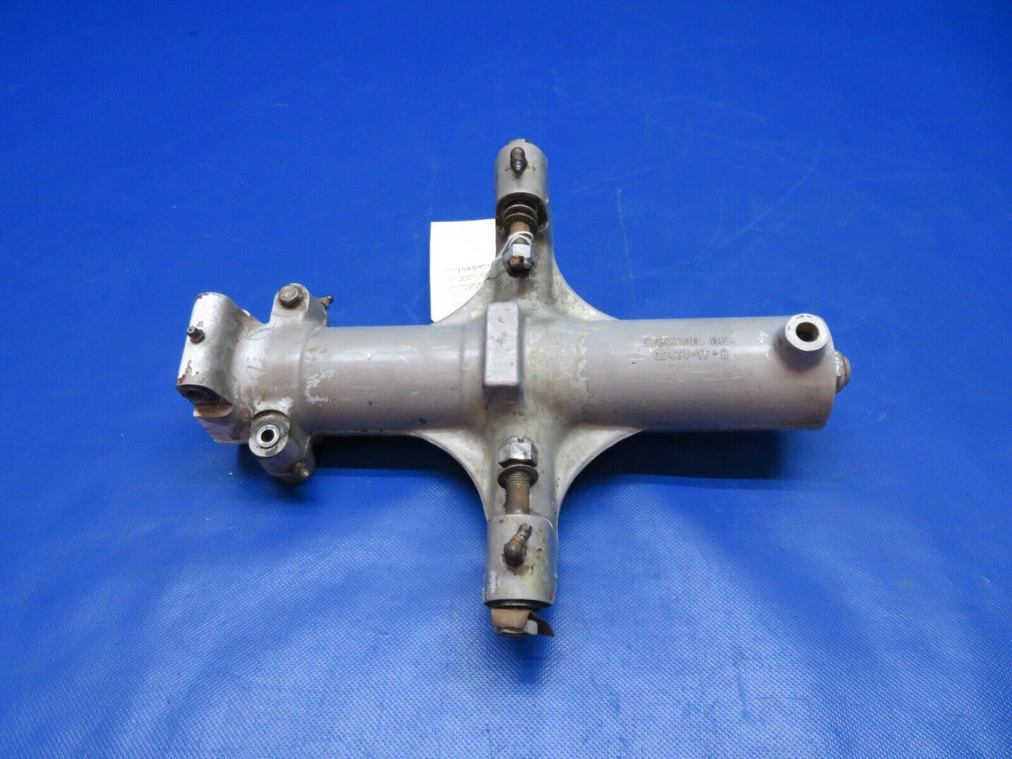 Piper PA-23-150/160 Main Gear Strut Housing Assy P/N 751-929 (0624-158)