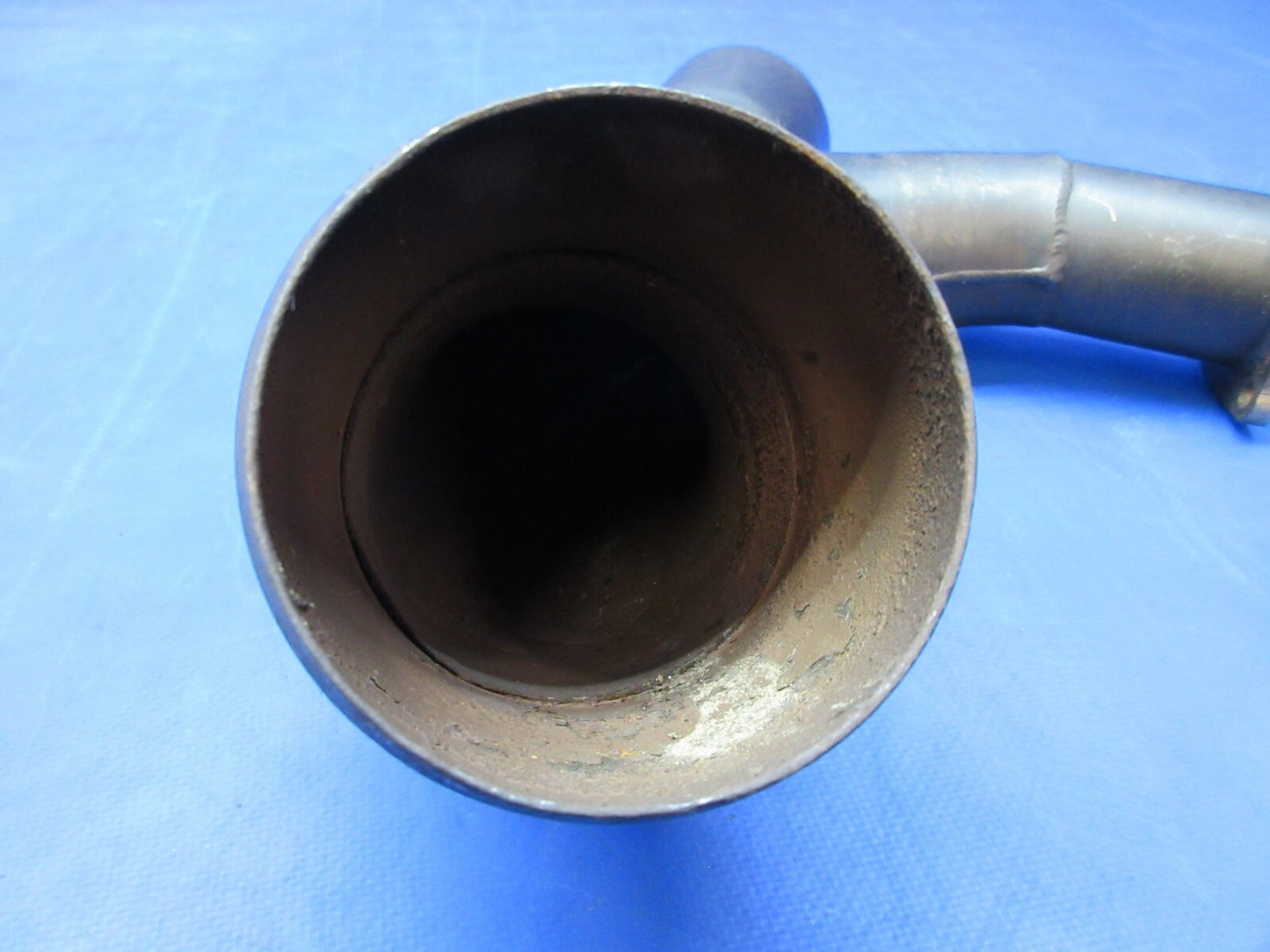 Cessna 421C RH Exhaust Stack Assy w/ Probe Holes P/N 9910295-16 (1123-853)9