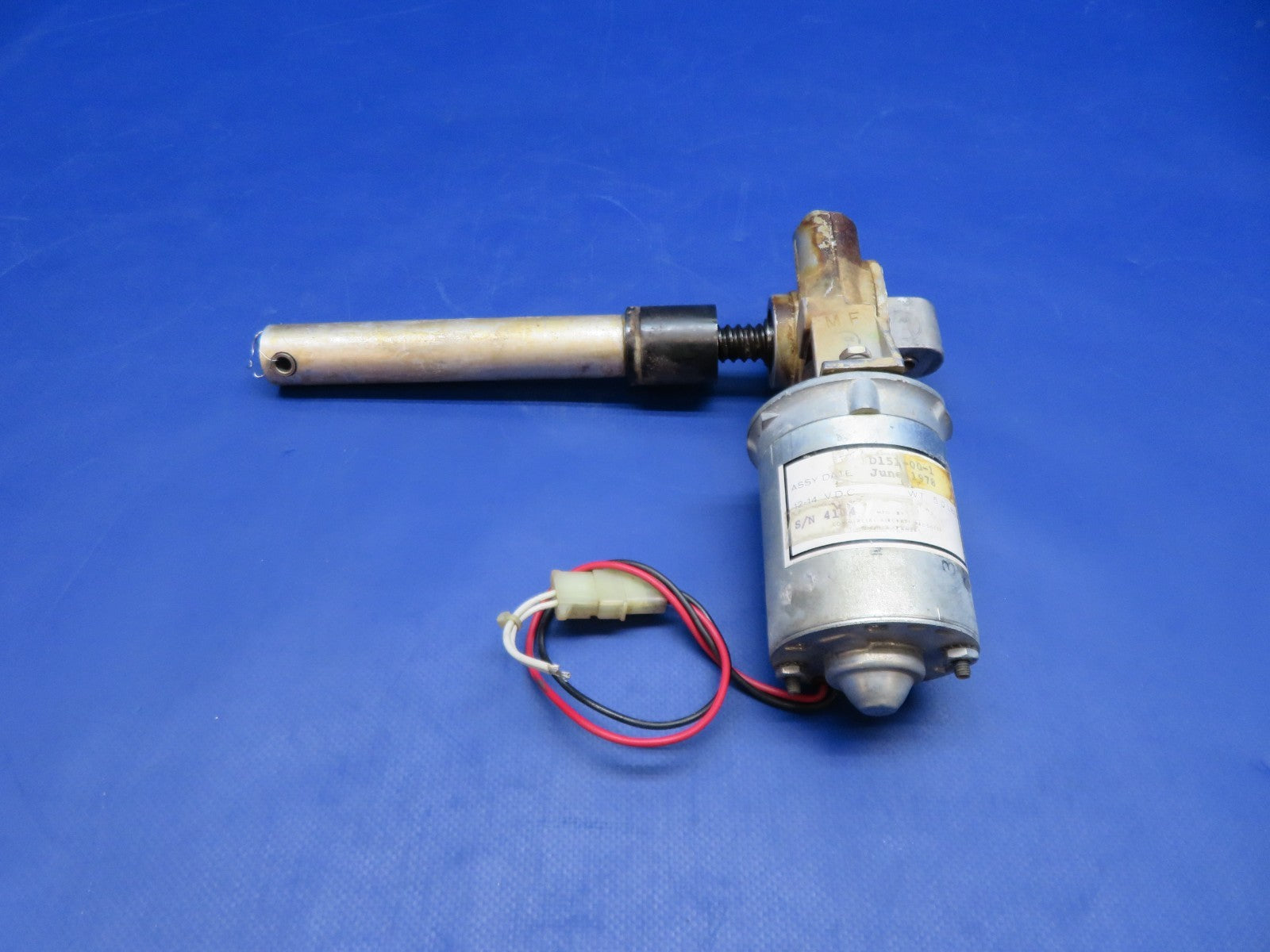 Beech 76 Duchess Flap Actuator w/ Motor 12/14v P/N D151-00-1 TESTED (0326-102)0