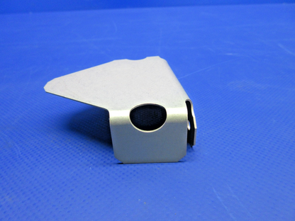 Cirrus SR20 / SR22 Vertical Spar Top Hinge P/N 20102-004 NOS (0326-991)10