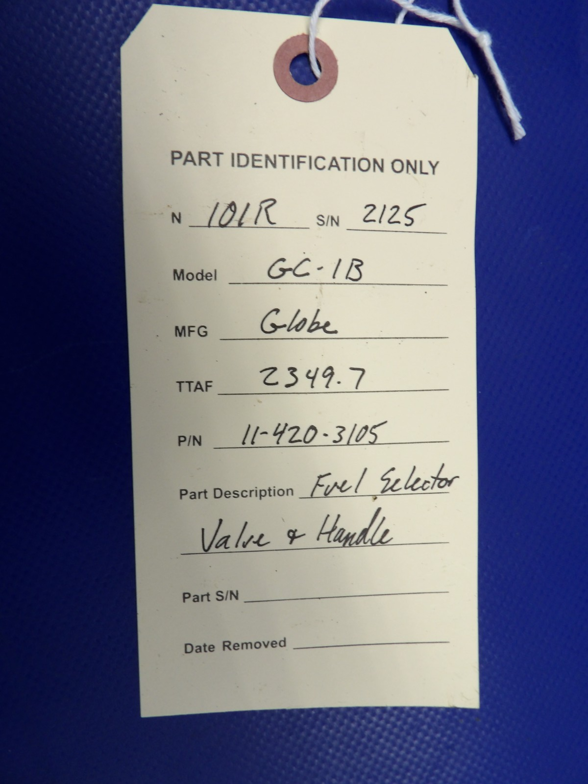 Globe GC-1B Swift Fuel Selector Valve And Handle P/N 11-420-3105 (0326-412)17