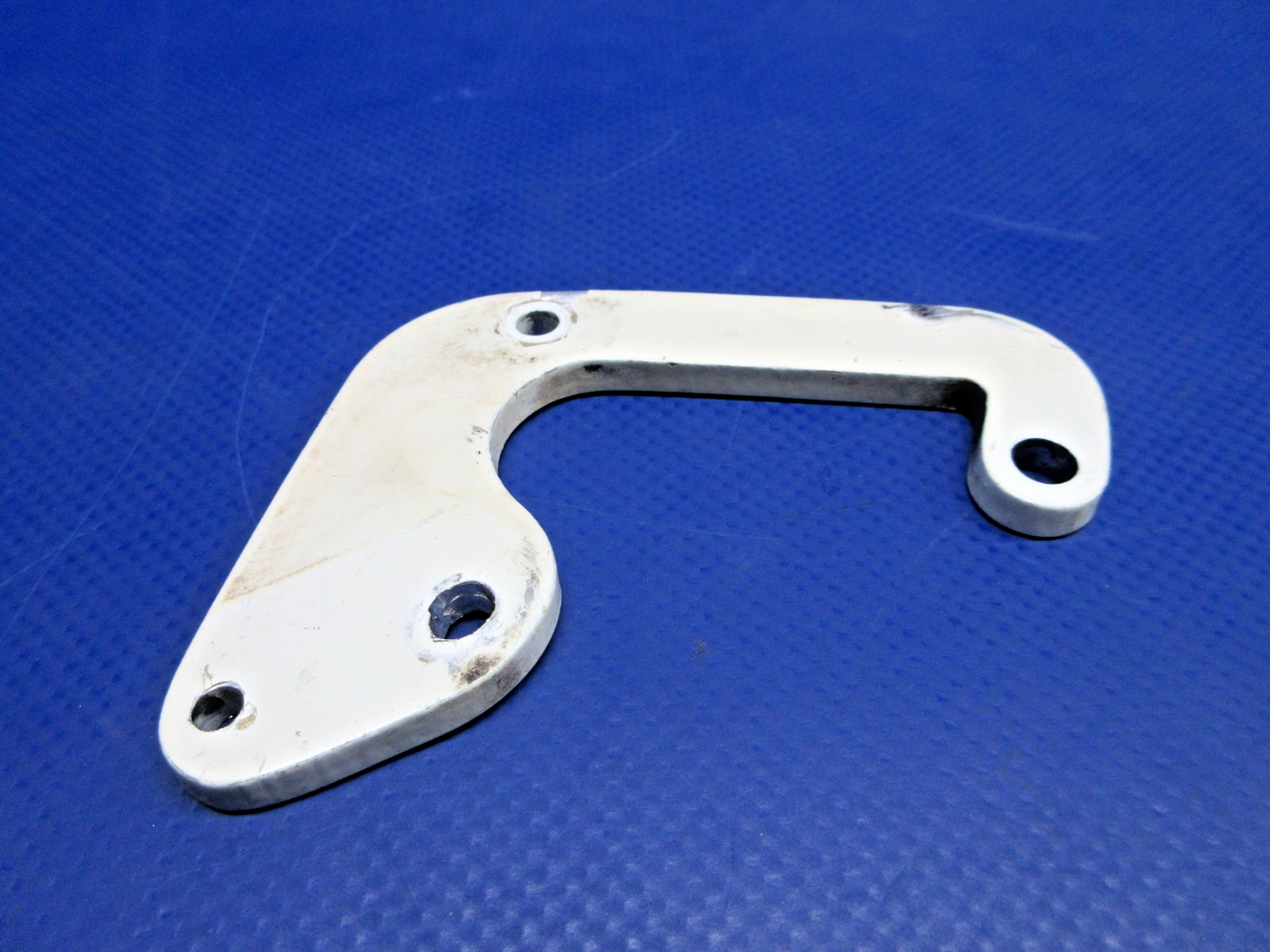 Beech Nose Gear Door Hinge FWD & AFT P/N 95-410031-17 SET OF 2 (0326-823)9