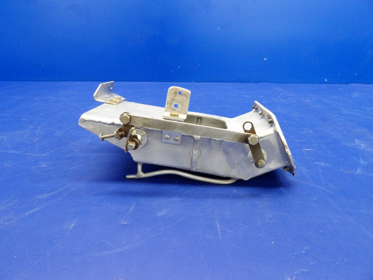Beech D95A Travel Air Left Hand Air Box P/N 95-919117-5 (0226-514)7