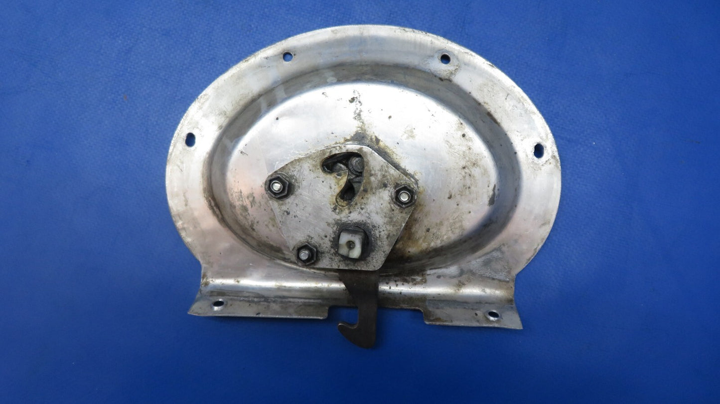 Piper PA-28 Cabin Door Latch P/N 63034-00 (0523-855)11