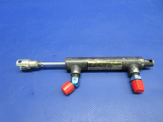 Beech 95 / D95A Travel Air Paramount VV-15-625 Master Cylinder (0326-790)0