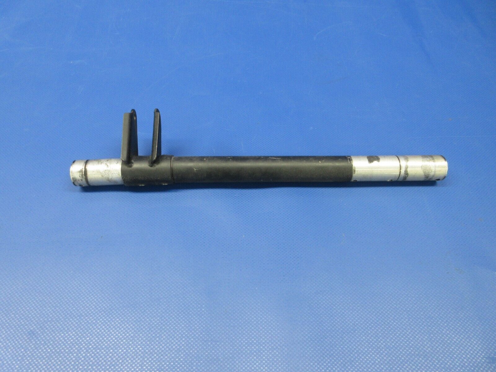 Cessna 210 / 210N Seat Rear Torque Tube P/N 0514026-2 (0424-616)