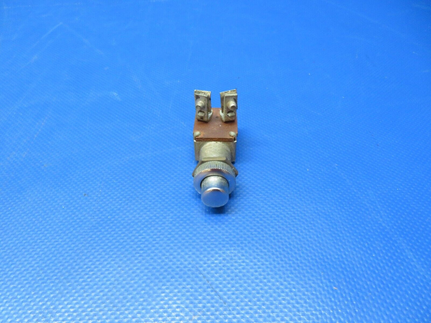 Champion 7ECA Citabria Starter Button P/N 1-8980 TESTED (1024-102)