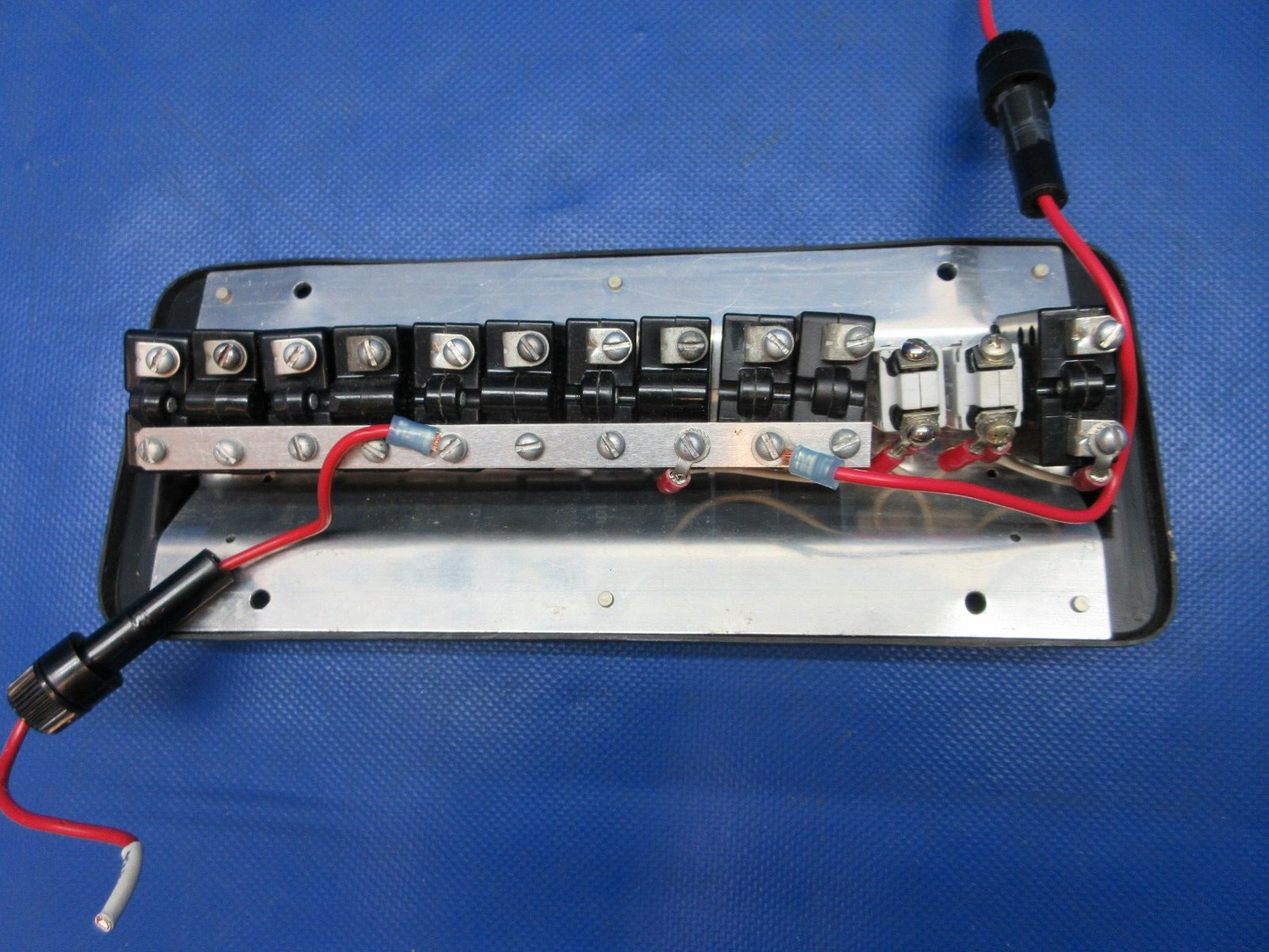 Cessna 337 / P337H RH Circuit Breaker Panel Assy P/N 1570388-1 (0724-1230)