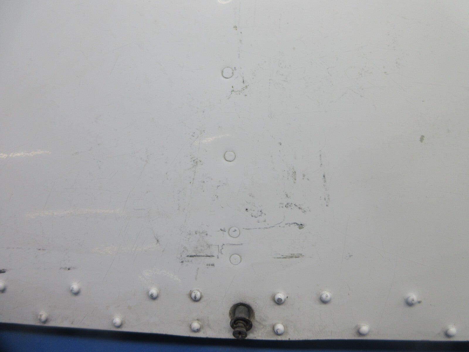 Piper PA-34-200T Seneca II RH Cowl Side Panel P/N 78726-03 (1124-819)8