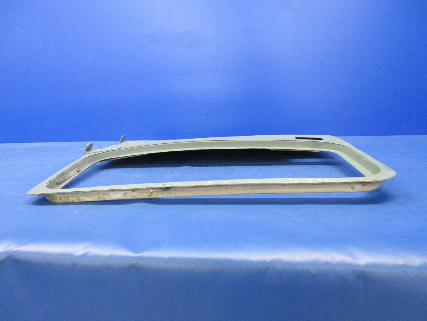 Cessna 150 / 150L Cabin Door RH P/N 0413033-26 (1024-2158)