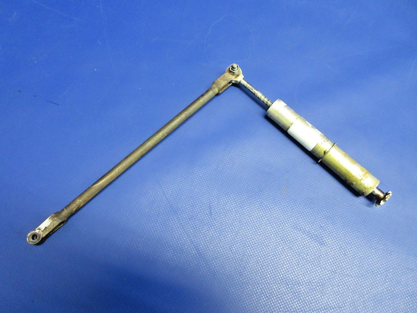 Cessna 310 / 310I Aileron Trim Tab Actuator P/N 0310293-2 (0326-950)1