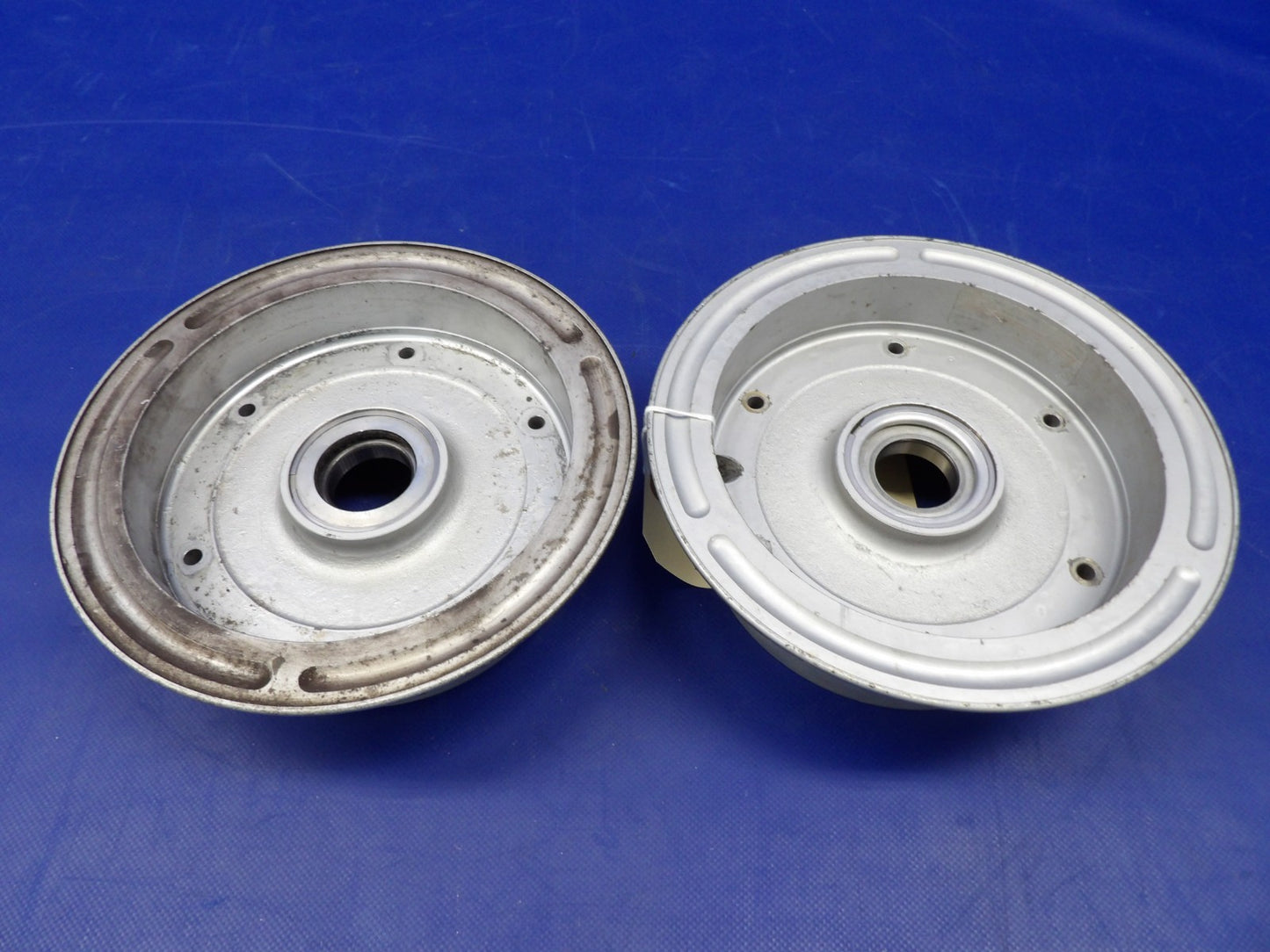 Beech F35 Bonanza Cleveland 40-98 7.00-8 Main Wheel P/N 161-02300 (0726-2094)7