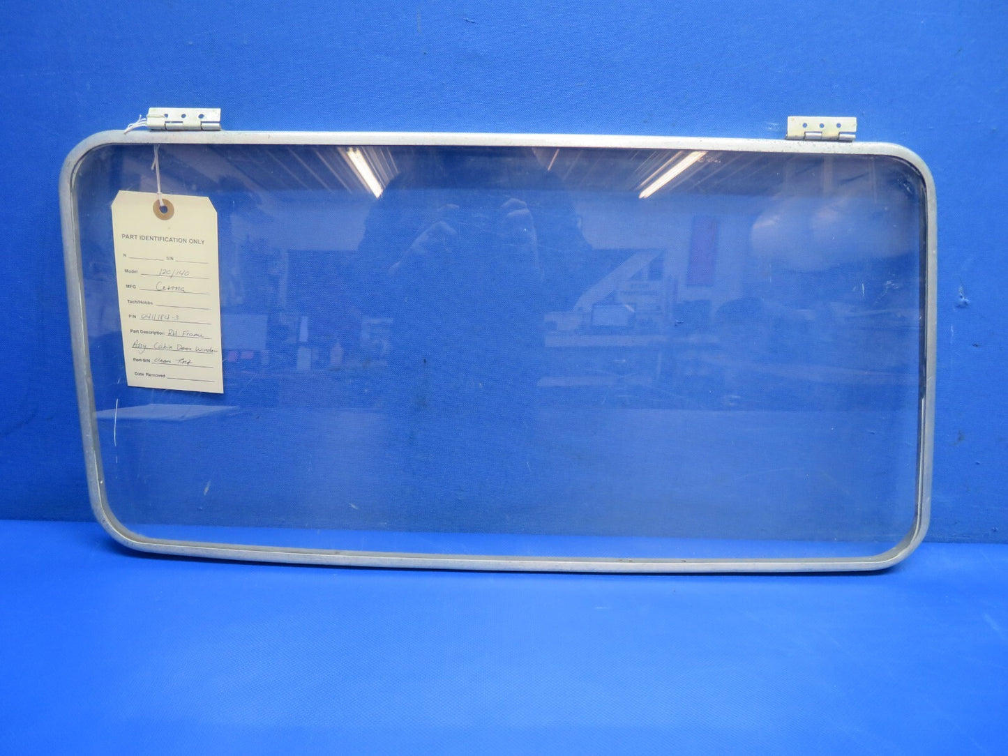 Cessna 120 / 140 RH Frame Assy Cabin Door Window P/N 0411184-3 (0224-1420)0
