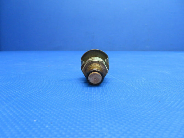 Cessna 182D / 182 Oil Drain Valve P/N BJ1000AH3D (0724-1899)