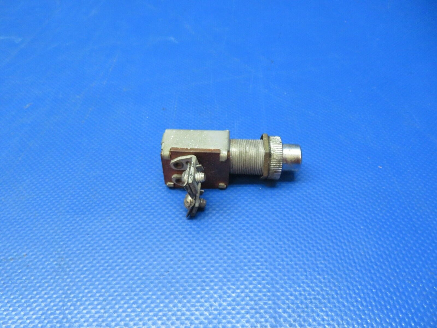 Champion 7ECA Citabria Starter Button P/N 1-8980 TESTED (1024-102)