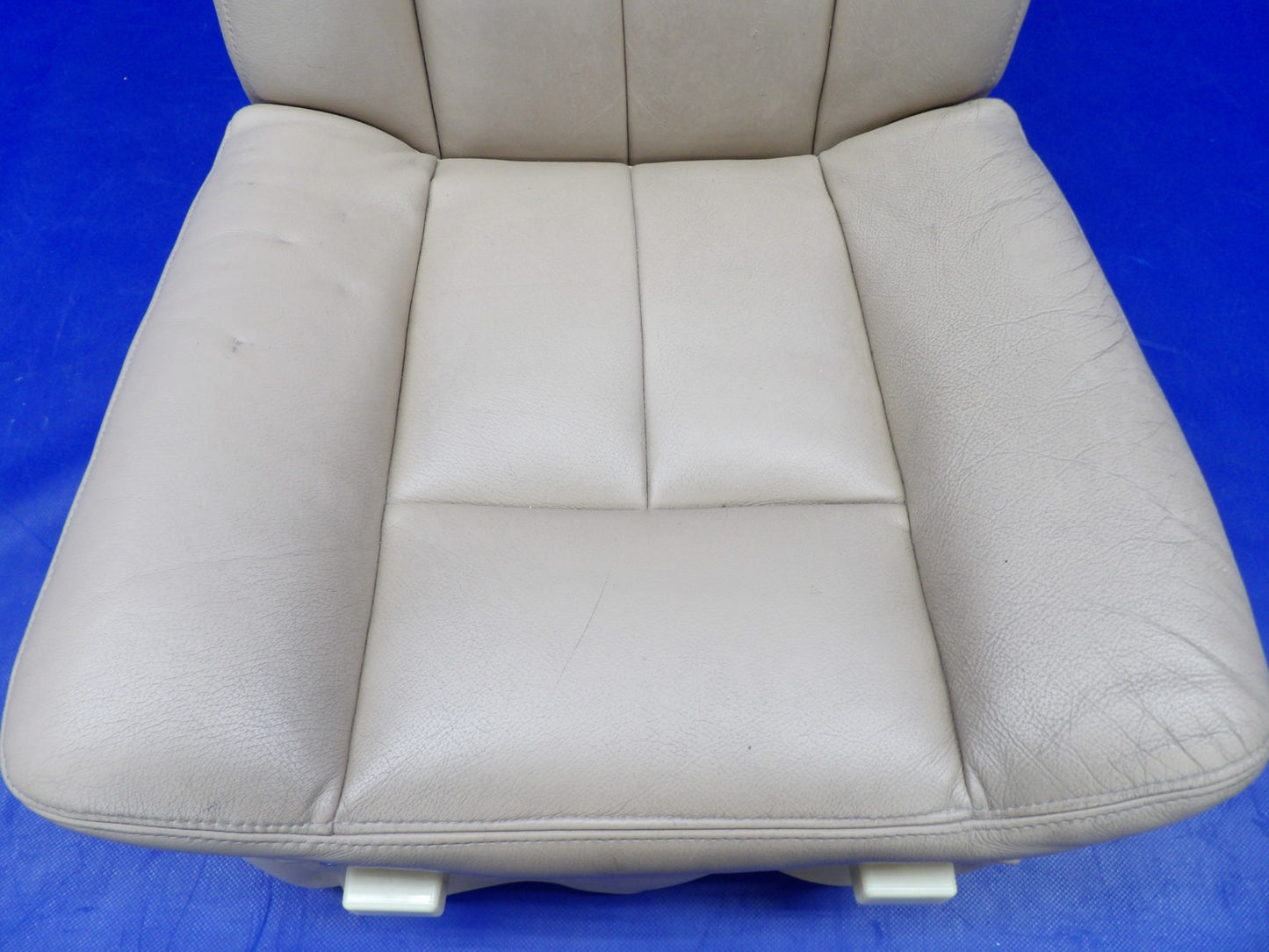 Cessna 421 Co-Pilot Seat P/N 5119231-4 (0726-1242)2