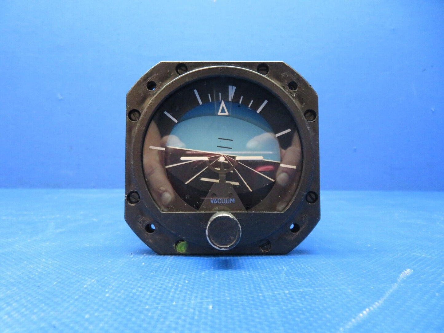 Edo-Aire 5000F-6 Cessna Attitude Gyro P/N 23-501-017 CORE (1124-107)